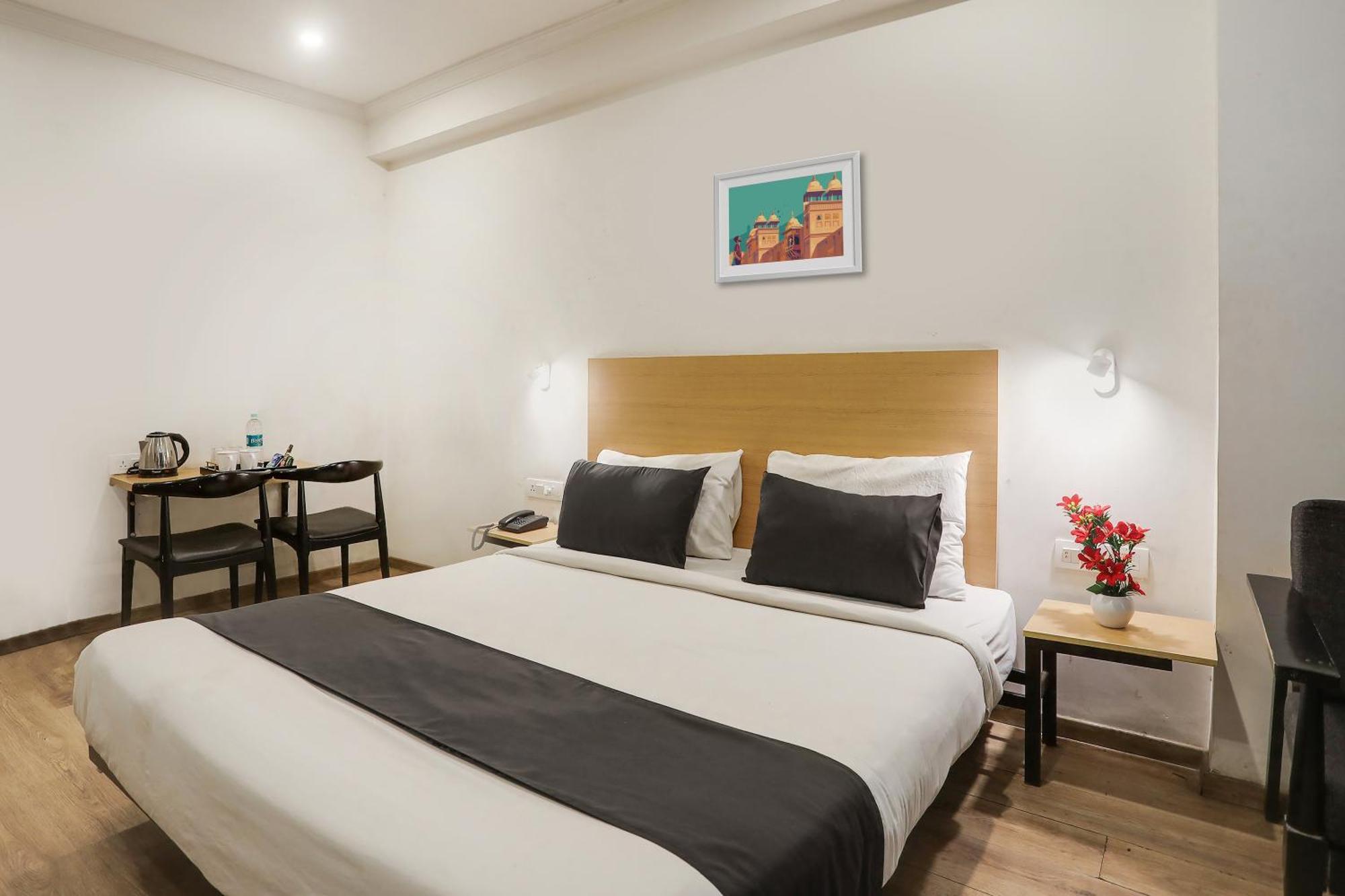 Townhouse Rajdhani Residency Sururnagar Bagian luar foto